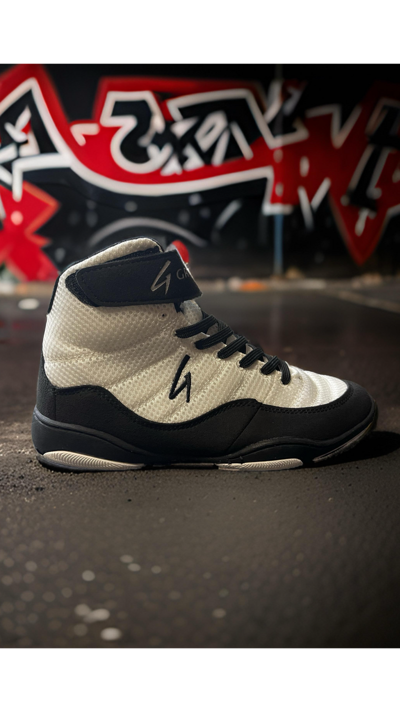 Youth Impact V2 White/Black