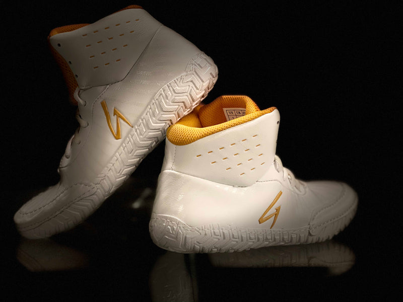 Escape V1 (White/Rustic Gold)