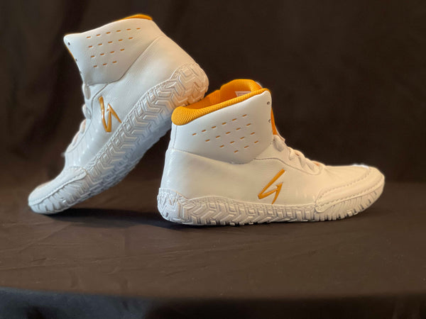 Escape V1 (White/Rustic Gold)
