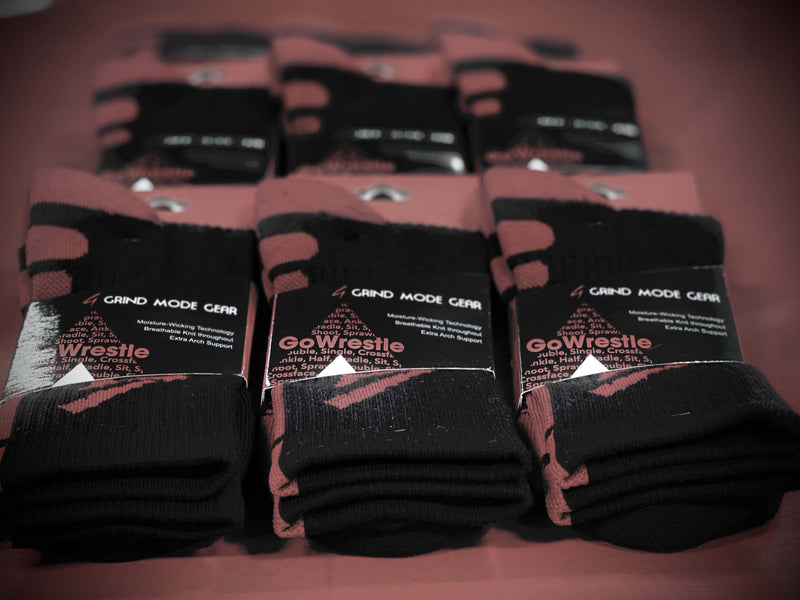 Grind Mode Gear Moisture-Wicking Socks (Grey/Black)